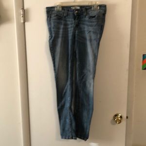 Levi’s Demi curvy low rise skinny